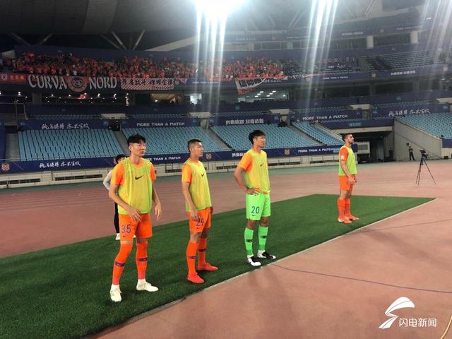  格勒诺布尔锋线哑火，主场憾平错失攀升机会